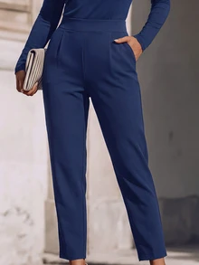 藏蓝色