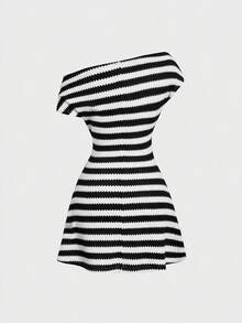 SHEIN MOD 黑白條紋不對稱領修身度假迷你洋裝，適合夜店、早午餐、旅行、外出、夜店、夏季休閒，法式時尚性感 - 黑與白 - 查看 4