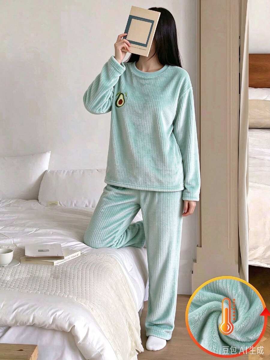 SHEIN Set Piyama Rumah Corduroy Bordir Alpukat, Warna Hijau Muda, Longgar, Leher Bulat, Lengan Panjang, Celana Panjang, 2 Potong untuk Remaja Perempuan, Musim Gugur/Dingin - Hijau - View 1