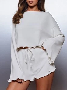 MISSGUIDED Waffle Knit Co-Ord Set Crop Sweatshirt With Bell Sleeves And Ruffle Hem Shorts With Drawstring Waist Lounge Set - Apricot - View 3