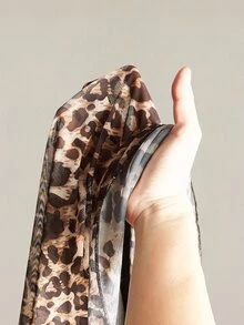 SHEIN ICON Plus Size Retro Sexy Millennial Style Y2K Urban Modern Avant-Garde Bold Fashion Individual Leopard Print V-Neck Ruffled Bell Sleeve Flowy Ribbon Dress - Brown - View 10