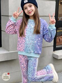 丁香紫亮面彩虹豹紋女童休閒舒適軟綿寬鬆套頭衛衣＋喇叭褲兩件套，新款適合秋季日常、時尚運動校園音樂祭返校季，甜美俏皮酷女孩風，時尚活力學院風，個性隨性時尚，Cyber Sweetheart，Y2K - 彩色 - 查看 3