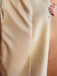 MOTF PREMIUM ELEGANT WIDE SHOULDER DOUBLE-BREASTED WOOL BLEND OVERCOAT FOR WOMEN - Khaki - View 8