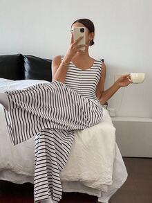 Livesso Striped Sleeveless Loose Comfy Jumpsuit Loungewear Pajama - Black and White - View 7