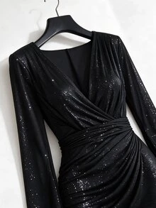 GlowEve Women's Autumn/Winter Party Silver Foil Fabric Ruffle Hem Wrap Short Dress - Black - View 4
