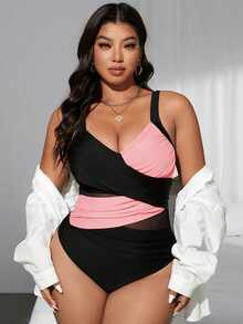 SHEIN Swim Curve Plus Size Women Cross-Over Dual-Tone Mesh Splice Fitted One-Piece Swimsuit, Summer Beach Holiday - Baby Pink - View 5