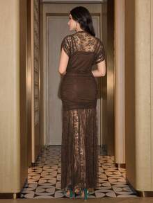 Modelyn Elegante y sexy vestido de encaje floral marrón con volantes, vestido de noche de alta gama para boda, fiesta, cena y boda - Café - Ver 2