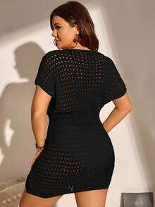 SHEIN Swim Curve 针织纯色 V 领穿孔纹理系带腰部短袖罩衫 - 黑色 - 查看 3