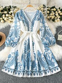 Rometta Court Retro  Plus Size Women Locating Floral Print Elegant Lantern Sleeve V-Neck Elastic Waist A-Line Dress Fall Cloth For Women - Blue - View 3