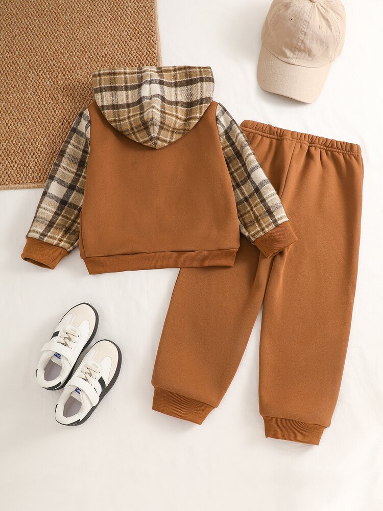SHEIN Playful Pals Boys 2 Pieces Set Sports Outfit, New Autumn/Winter Long Sleeve Hooded Sweatshirt And Pants Set, Plaid Patchwork Sleeve With Zipper, Suitable For Daily Wear, School And Sports - Chocolate Brown - View 3