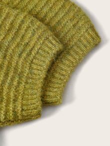 Trelyra Autumn/Winter Slouchy Mustard Yellow Textured Yarn V-Neck Loose Lantern Sleeve Soft Cozy Buttonless Cardigan - Green - View 9