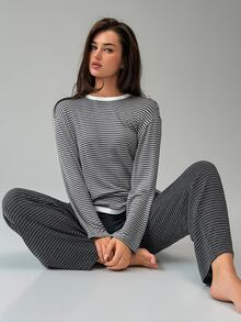 DAZY Women's Striped Round Neck Long Sleeve Top And Pants Casual Pajama Set - Grey - View 5