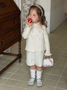 DAZY Baby Girl Round Neck Sleeveless Korean Style Bow Decor Jacket And Shorts 2 Pieces Set - Apricot - View 3