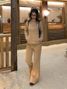 DAZY Women's Velvet-Feel Long Sleeve Autumn/Winter Korean Style Elegant 2 Pieces Set - Khaki - View 3