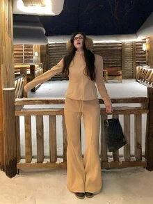 DAZY Women's Velvet-Feel Long Sleeve Autumn/Winter Korean Style Elegant 2 Pieces Set - Khaki - View 1