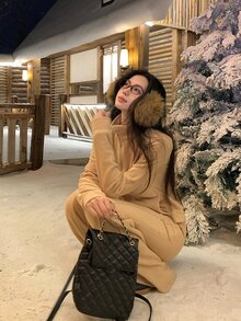 DAZY Women's Velvet-Feel Long Sleeve Autumn/Winter Korean Style Elegant 2 Pieces Set - Khaki - View 7