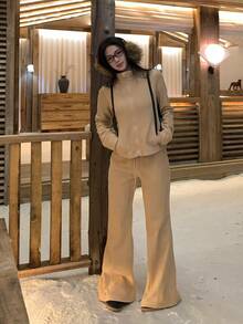 DAZY Women's Velvet-Feel Long Sleeve Autumn/Winter Korean Style Elegant 2 Pieces Set - Khaki - View 6