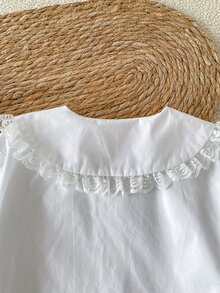 SHEIN 少女長袖襯衫，100%純棉白色，蕾絲荷葉邊彼得潘領，前胸褶皺與荷葉邊袖口，甜美休閒日常穿著上衣 - 白色 - 查看 9