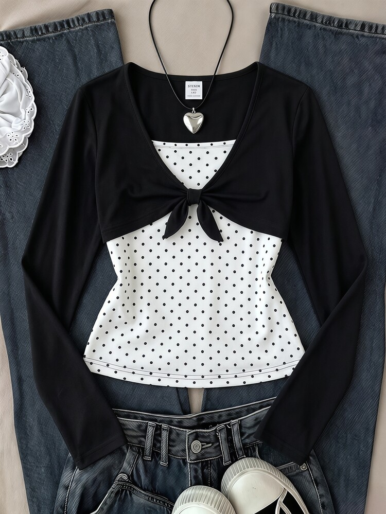 SHEIN Sparklyn قطعة واحدة تي شيرت بياقة على شكل حرف V وأكمام طويلة بقصة ضيقة للفتيات المراهقات، بلون موحد بسيط وتصميم كاجوال لطيف للخريف والمدرسة، أبيض وأسود بنقاط بولكا - الأسود - مشاهدة 1