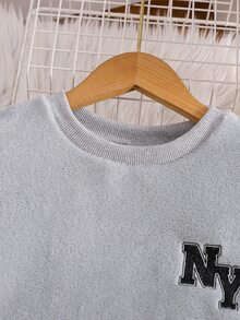 Tween Boy Light Gray Plush Letter Embroidered Top And Pants Casual Minimalist 2 Pieces Set - Grey - View 7