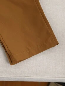 SHEIN 青少年男孩白色棕色短袖襯衫長褲套裝 返校季 家庭學院風 80年代 簡約正式穿搭 日常穿著 畢業季 夏季 秋季 - 鏽棕色 - 查看 7