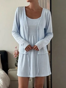 DAZY 2件組女款極簡純色短版無袖背心洋裝與短版開襟外套睡衣套裝，秋季款 - 藍色 - 查看 4
