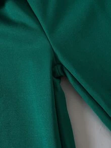 SHEIN 女童 2 件組配色拼接運動套裝，插肩袖拉鍊連帽外套搭配側邊條紋長褲，對比粉色與綠色運動風聖誕穿搭 - 綠色 - 查看 12