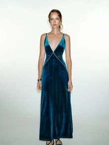 MOTF PREMIUM DEEP V-NECK LONG VELVET DRESS WITH BEADED CHAIN DECORATION - Dark Blue - View 5