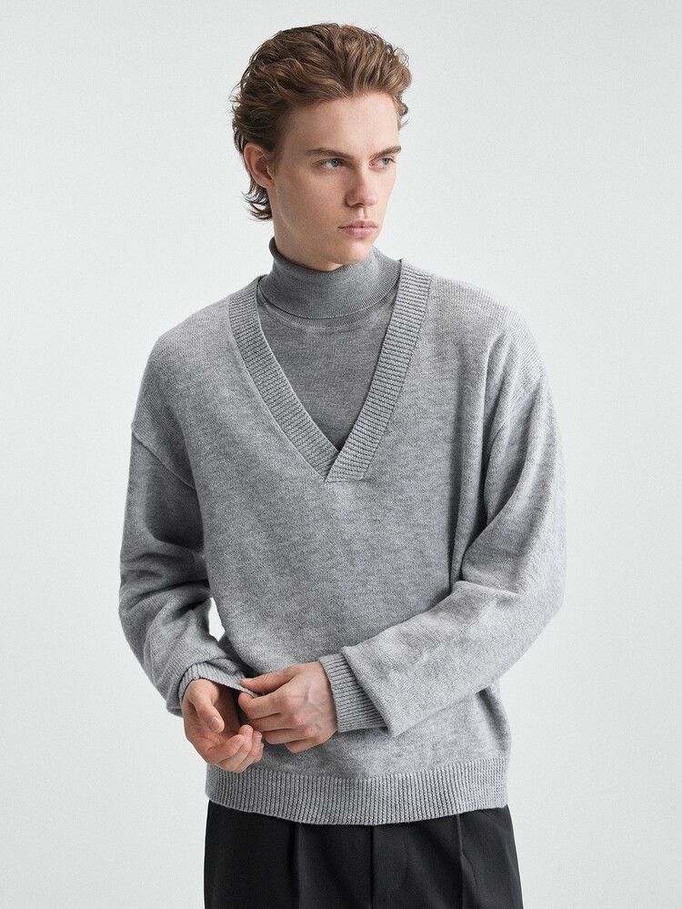RONVEXI Men's Solid Color Casual Versatile Daily Wear Long Sleeve Sweater, Old Money - Grey - View 5