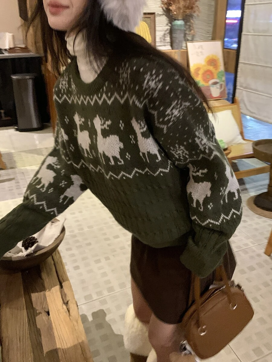 DAZY Women's Autumn/Winter Deer Pattern Crew Neck Long Sleeve Casual Sweater - Green - View 1