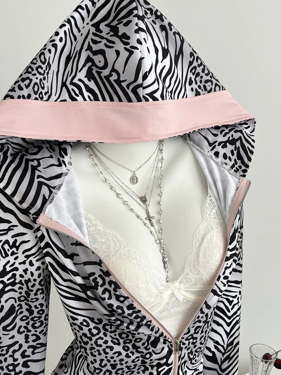 Elamini Vintage Sweet & Spicy Y2K Grey & Pink Patchwork Zebra Print Hooded Slim Fit Sweatshirt - Grey - View 1
