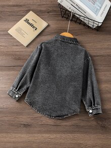 SHEIN 小男孩牛仔襯衫，附口袋，字母印花標誌，休閒時尚街頭風，酷炫返校秋季生日黑色 - 黑色 - 查看 2