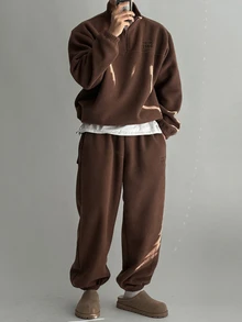 DAZY Setelan Sweatshirt Pullover Pria Motif Musim Gugur/Dingin dengan Bordir Huruf dan Resleting Setengah Terbuka, Dilengkapi Celana Olahraga, Terbuat dari Kain Fleece, Bordir Huruf, dan Celana Olahraga. - Coklat - View 2