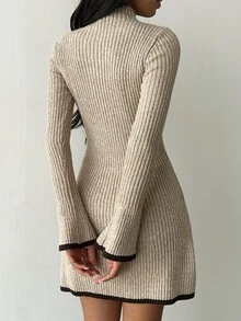 Siren Gaze 女款秋季新款對比飾邊立領針織洋裝，休閒端莊簡約優雅，適合日常、早午餐、約會，淺米色，秋冬款 - 杏色 - 查看 2