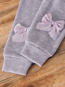 Elladie kids 女童 2 件套：韓系軟綿淺杏色羅紋緞面蝴蝶結裝飾圓領寬鬆長袖上衣與高腰垂墜下裝 - 淡紫色 - 查看 7