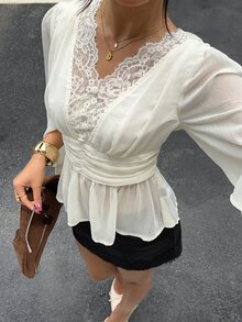 Siren Gaze New Lace Patchwork V-Neck Split Sleeve Elegant Blouse For Women - Apricot - View 3