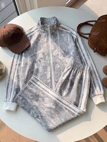 SHEIN 兒童青少年女孩休閒新款秋冬時尚葉子迷彩印花長袖拉鍊外套與長褲2件套，返校季，秋季服飾，冬季服飾，開襟外套套裝，青少年女孩套裝 - 淺灰色 - 查看 2