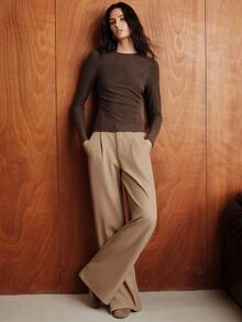 Anewsta Essential Women's Autumn/Winter New Brown Round Neck Long Sleeve Casual Ruched Design Top T-Shirt, Suitable For Daily Commute Wear - Coffee Brown - View 2