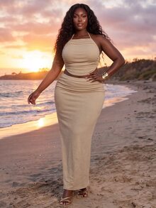 Slaydiva Plus Size Women Solid Color Ruched Halter Neck Tank Top And Skirt Slim Fit Fashion Two Pieces Set - Khaki - View 4