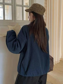 Dazy Plus Half-High Neck Loose Fit Thermal Lined Thick Sweatshirt With Chest Woven Patch Print, Autumn Wear - Navy Blue - View 2