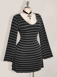 SHEIN ICON 大尺碼女款秋冬復古性感千禧風Y2K日常簡約休閒黑灰條紋V領喇叭袖洋裝 - 彩色 - 查看 5
