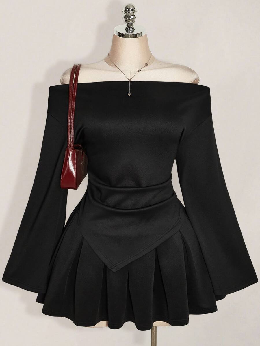 SHEIN ICON Women's Plus Size Autumn/Winter Retro Sexy Millennial Style Y2K Simple Off-Shoulder Asymmetrical Hem Flared Sleeve Pleated Skirt Black Air Layer Set - Black - View 1
