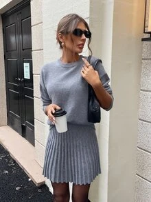 Flora Isola Flora Isola 秋冬新款休閒優雅灰色長袖圓領寬鬆舒適毛衣與百褶裙兩件套女裝，適合日常通勤、居家辦公、約會、聚會、外出 - 灰色 - 查看 8