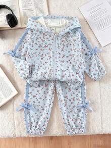 SHEIN 2pcs Toddler Girl Hoodie Sweatpants Cute Sweet Light Blue Floral Print Pink Bow Stripe Long Sleeve Hooded Regular Party Fall Holiday Active - Baby Blue - View 1
