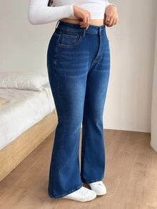 SHEIN Tall CURVE Plus Size Women's Washed Flare Leg Pocket Button Denim Jeans - Blue - View 4