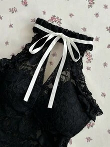 Elamini 春夏秋白色針織提花花卉性感優雅時尚前衛鏤空無袖露肩荷葉邊下擺黑色蝴蝶結收腰黑白對比色女款背心上衣 - 黑色 - 查看 5