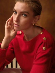 MOTF PREMIUM WOMEN'S ROUND NECK BUTTON DECOR LAZY KNIT SWEATER - Red - View 7