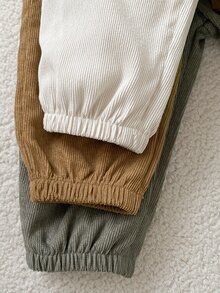 SHEIN 3件組幼童男嬰休閒工裝慢跑長褲 可愛棕色、綠色、白色 羅紋燈芯絨 附口袋翻蓋彈性褲腳 常規版 寬鬆基礎款 冬季保暖節日款 - 彩色 - 查看 7