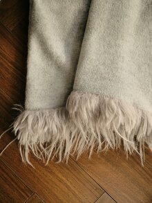 MOTF PREMIUM WOMEN'S SOLID COLOR FAUX PEARL DECOR PATCHWORK FUR TRIM HEM FASHION SWEATER - Grey - View 8