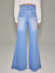 Anewsta Essential Modernt och trendigt tvättat blå jeans för alla säsonger, avslappnade och mångsidiga för pendling, med små designade hårdvarudetaljer för kvinnor - Ljustvätt - Visa 2
